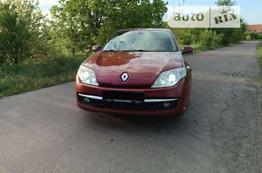 Лифтбек Renault Laguna 2009 в Остроге