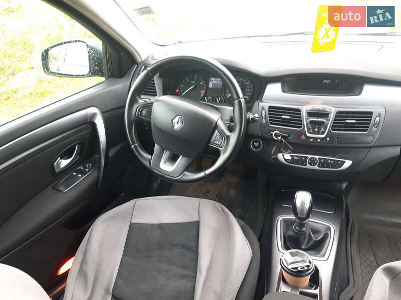 Универсал Renault Laguna 2009 в Рожище