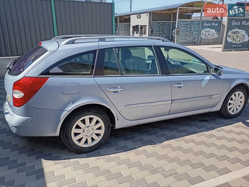 Універсал Renault Laguna 2001 в Ічні