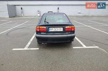Ліфтбек Renault Laguna 2000 в 