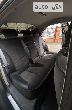 Лифтбек Renault Laguna 2004 в 