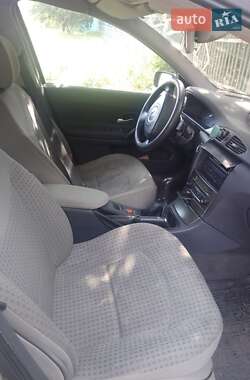 Универсал Renault Laguna 2003 в 