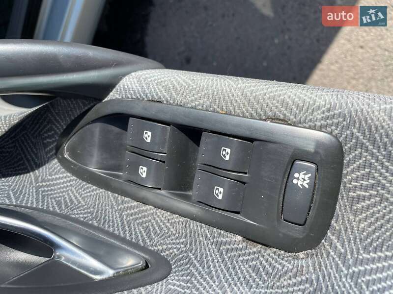 Универсал Renault Laguna 2001 в Горохове