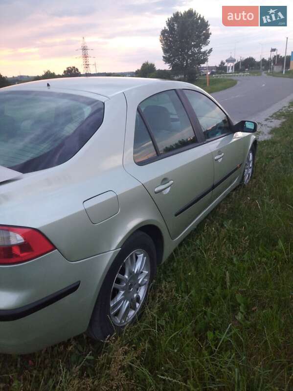 Лифтбек Renault Laguna 2002 в Ровно