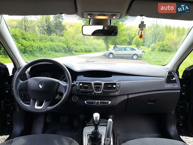 Лифтбек Renault Laguna 2008 в Тернополе фото 22 Лифтбек Renault Laguna 2008 в Тернополе