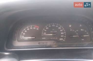 Лифтбек Renault Laguna 1994 в 