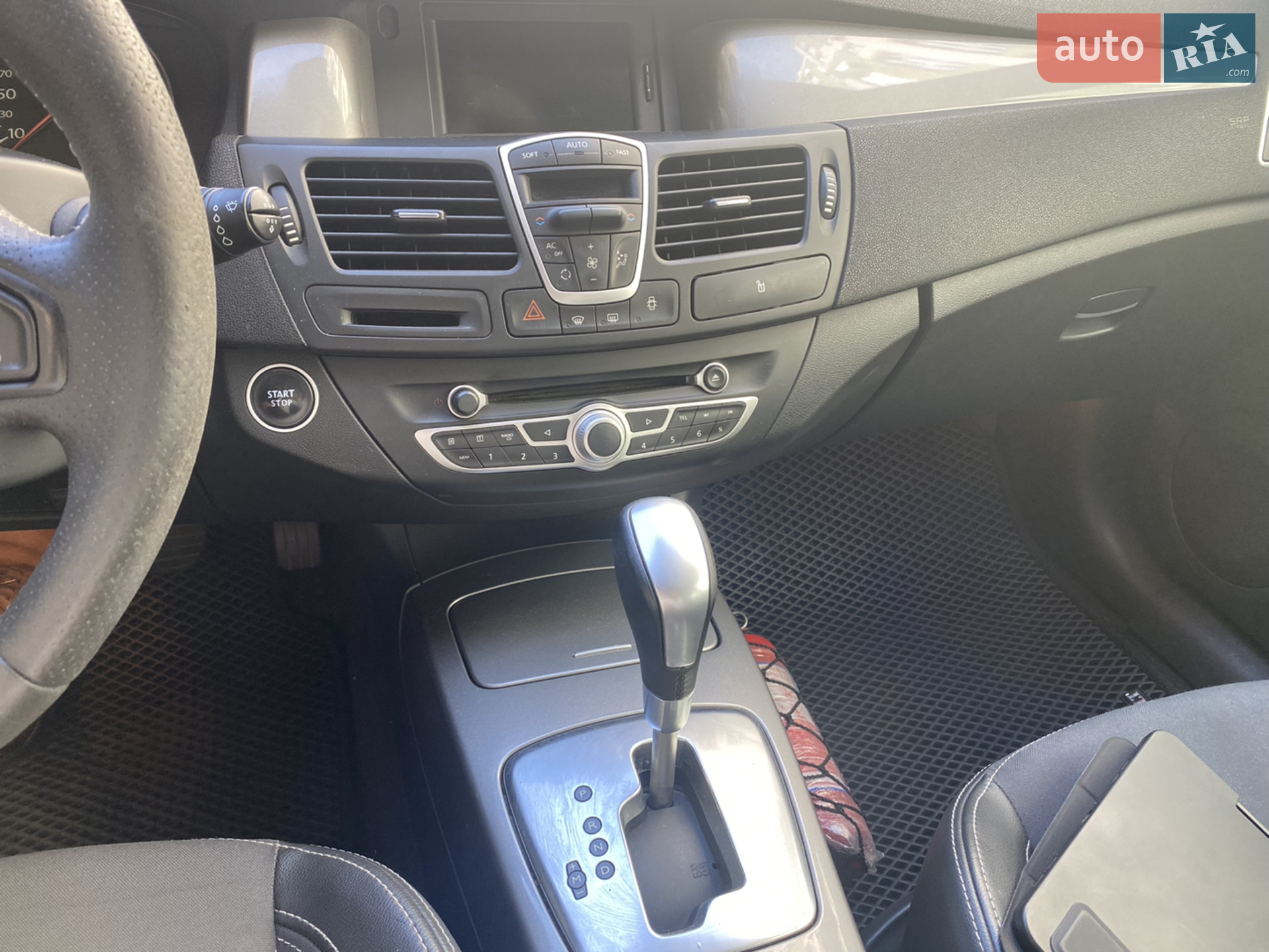 2011 Renault Laguna - мініатюра 19