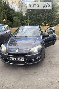 Лифтбек Renault Laguna 2011 в Полтаве