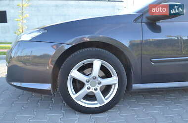 Лифтбек Renault Laguna 2008 в 