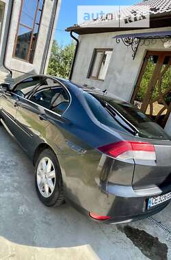 Ліфтбек Renault Laguna 2010 в Чернівцях