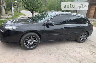 Универсал Renault Laguna 2010 в Бережанах