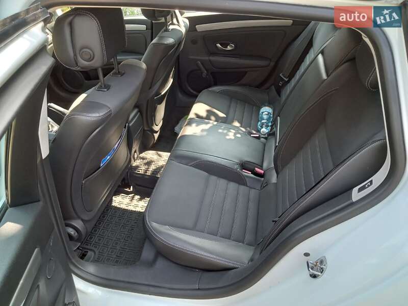 Універсал Renault Laguna 2011 в Черкасах