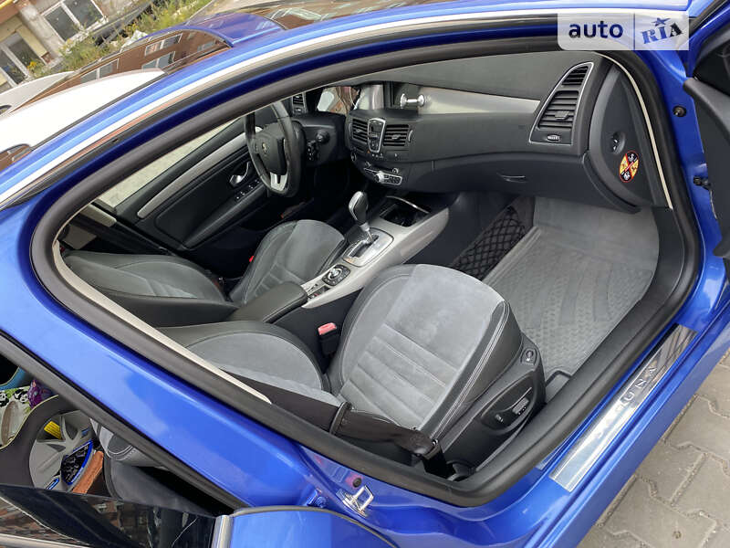 Универсал Renault Laguna 2011 в Святопетровское