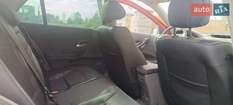 Лифтбек Renault Laguna 2001 в Шепетовке