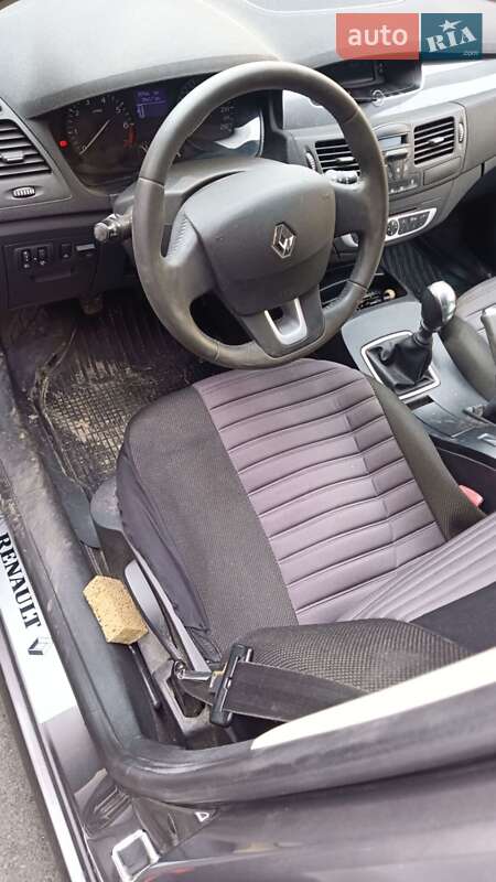 Лифтбек Renault Laguna 2009 в Тернополе