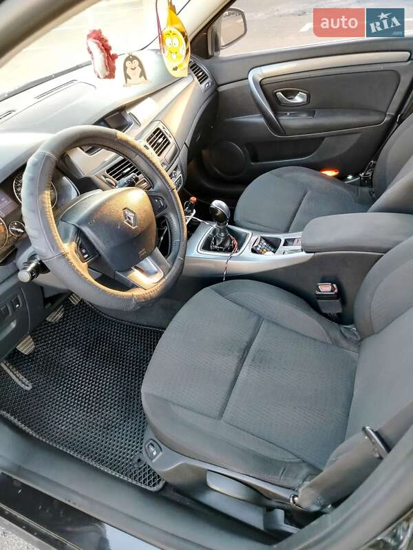 Универсал Renault Laguna 2010 в Киеве