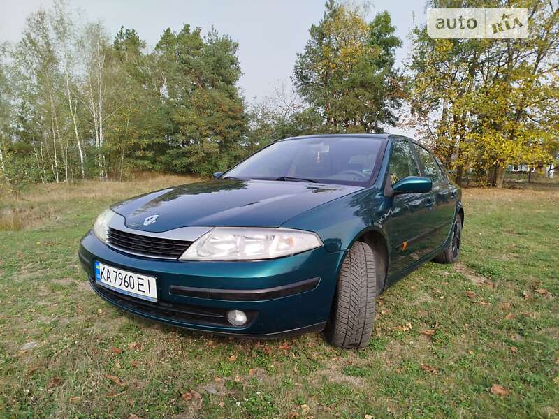 Лифтбек Renault Laguna 2003 в Чуднове