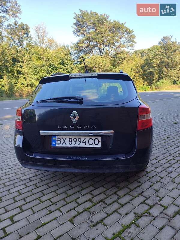 Універсал Renault Laguna 2010 в Красилові