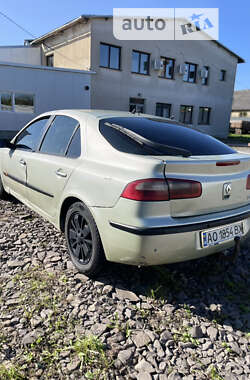 Ліфтбек Renault Laguna 2003 в Середньому