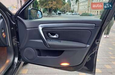 Универсал Renault Laguna 2010 в 