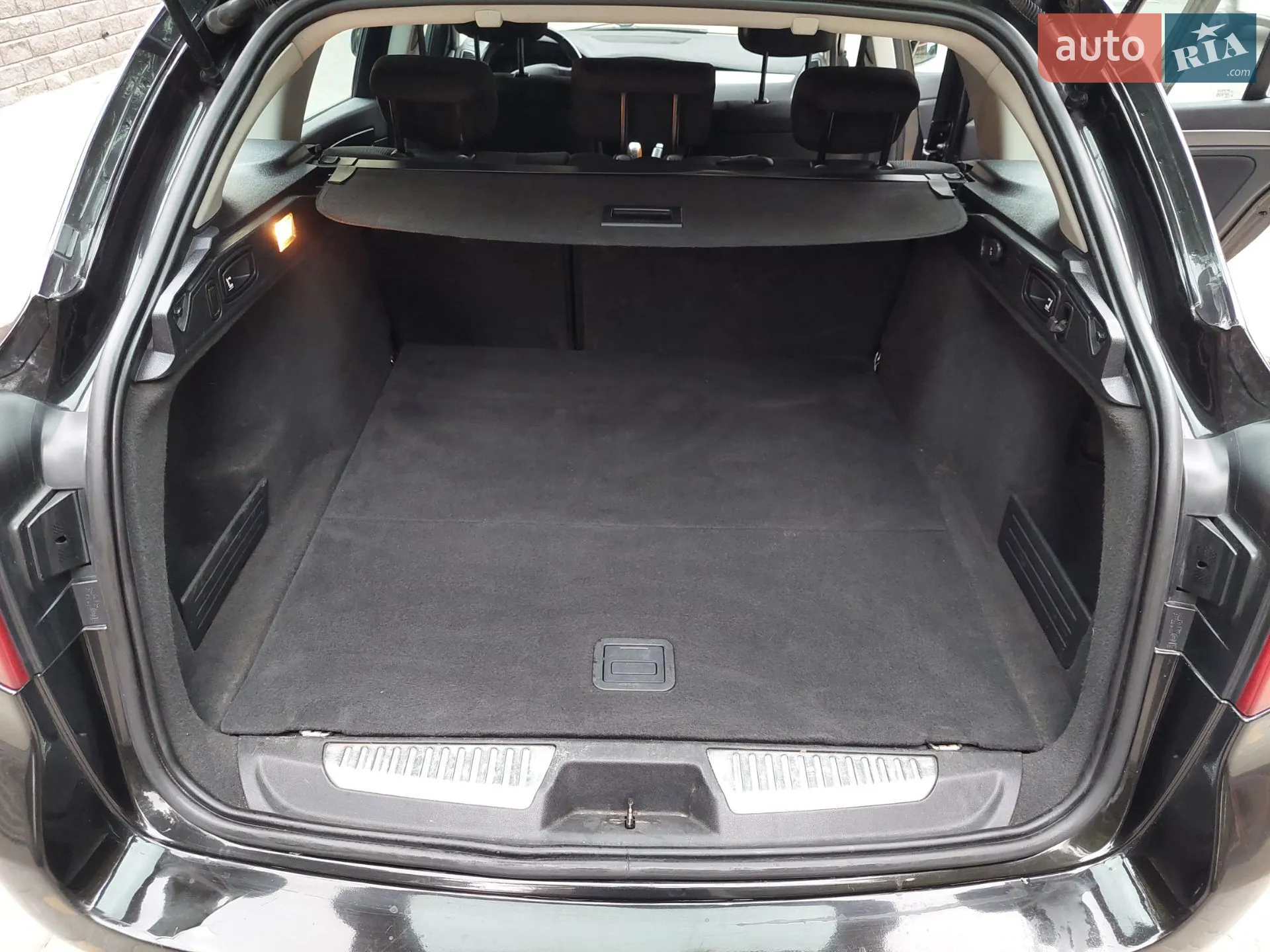 2010 Renault Laguna - мініатюра 25
