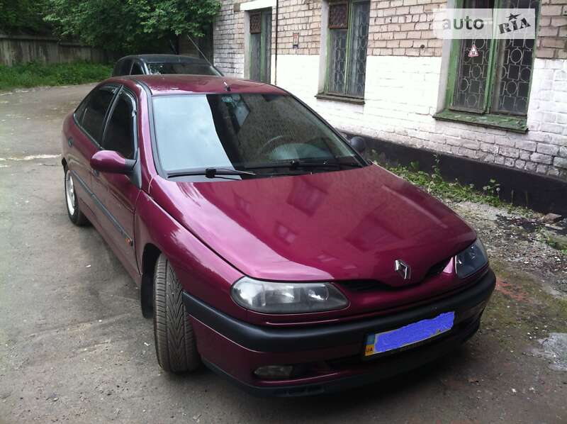 Ліфтбек Renault Laguna 1995 в Олександрії