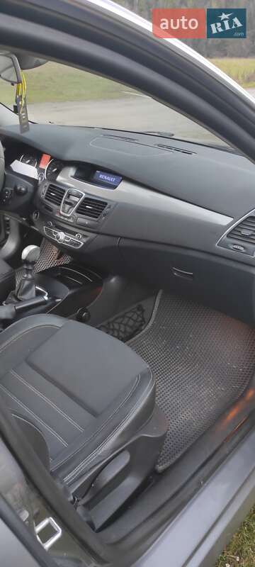 Ліфтбек Renault Laguna 2011 в Міжгір'ї фото 8 Ліфтбек Renault Laguna 2011 в Міжгір'ї