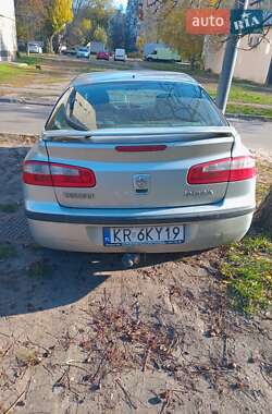 Лифтбек Renault Laguna 2004 в Киеве