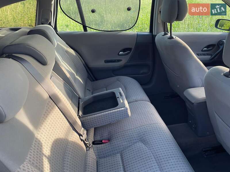 Універсал Renault Laguna 2003 в Бучі фото 12 Універсал Renault Laguna 2003 в Бучі