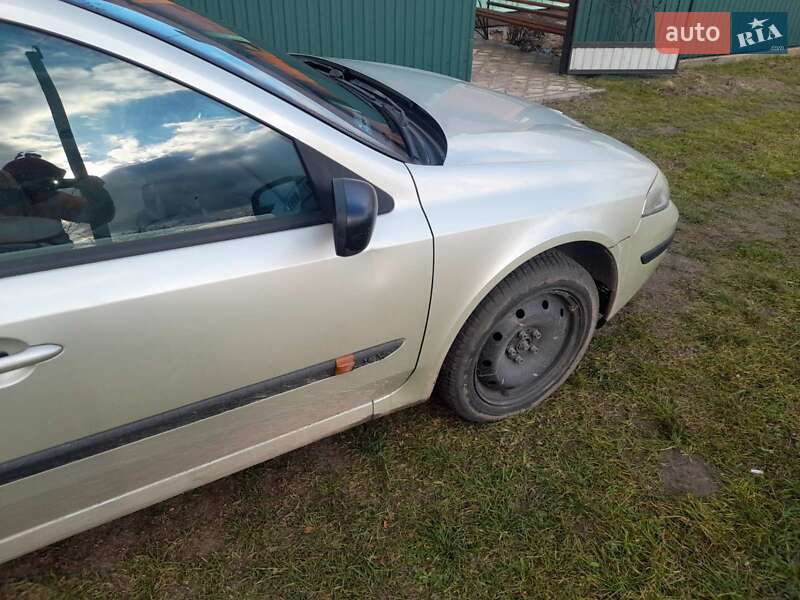 Ліфтбек Renault Laguna 2004 в Львові