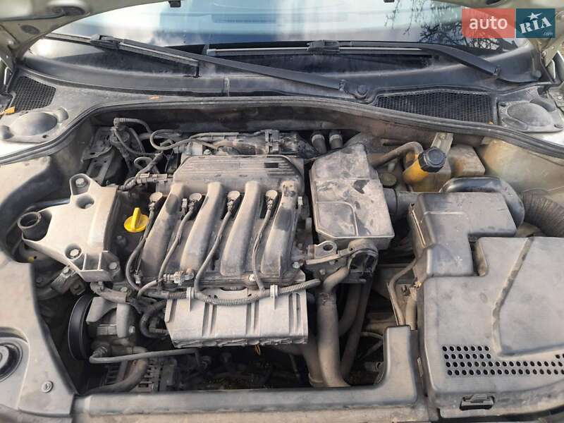 Ліфтбек Renault Laguna 2004 в Львові