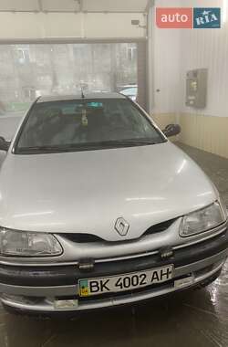 Лифтбек Renault Laguna 1996 в Корце