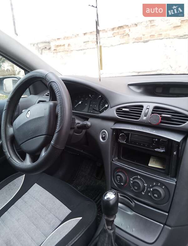 Універсал Renault Laguna 2002 в Кременці фото 19 Універсал Renault Laguna 2002 в Кременці