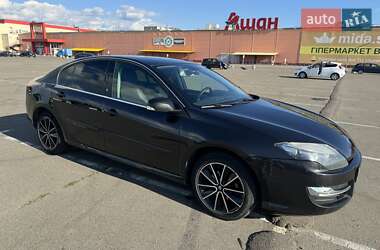 Лифтбек Renault Laguna 2014 в 