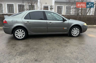 Ліфтбек Renault Laguna 2002 в Хотині