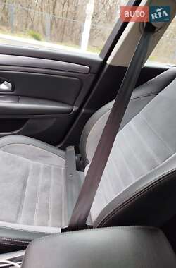 Универсал Renault Laguna 2010 в 