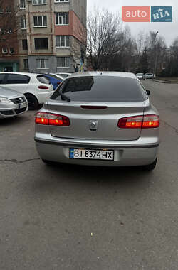 Лифтбек Renault Laguna 2001 в Полтаве