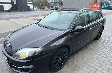 Универсал Renault Laguna 2011 в Вишневом