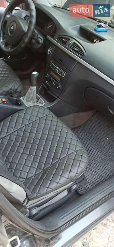 Лифтбек Renault Laguna 2005 в Хмельницком