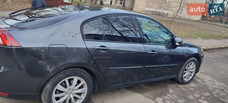 Ліфтбек Renault Laguna 2012 в Бродах