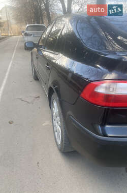 Лифтбек Renault Laguna 2003 в 