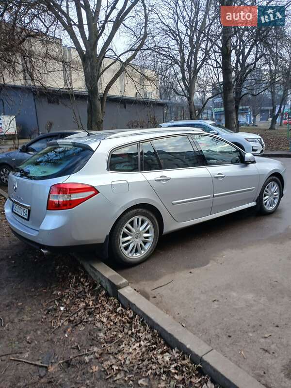 Универсал Renault Laguna 2010 в 