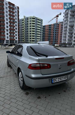 Ліфтбек Renault Laguna 2001 в Тернополі