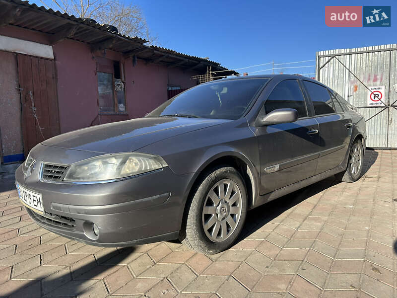 Лифтбек Renault Laguna 2006 в Тернополе