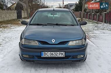 Лифтбек Renault Laguna 1995 в Ивано-Франковске