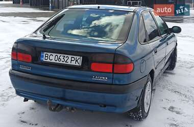 Лифтбек Renault Laguna 1995 в Ивано-Франковске