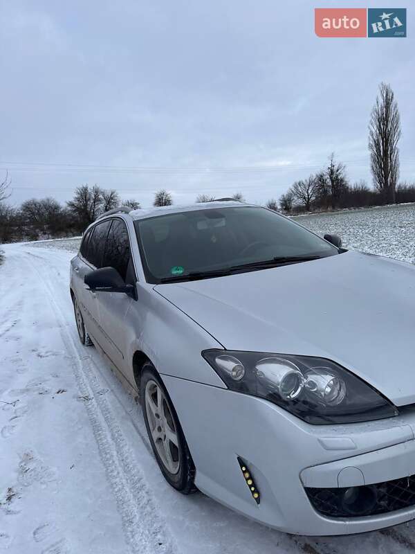 Универсал Renault Laguna 2010 в Песчанке