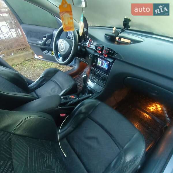 Універсал Renault Laguna 2002 в Тернополі