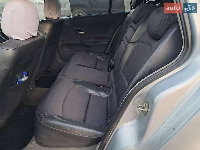 Універсал Renault Laguna 2002 в Рівному фото 9 Універсал Renault Laguna 2002 в Рівному