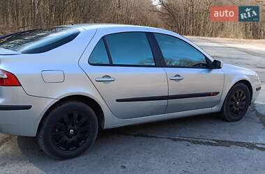 Лифтбек Renault Laguna 2003 в Остроге